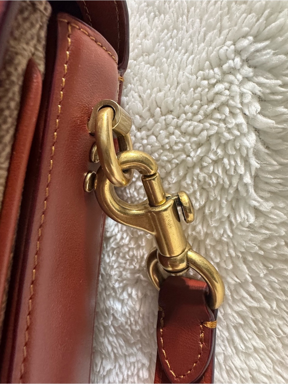 Coach Cassie Crossbody - Picture 4 of 13